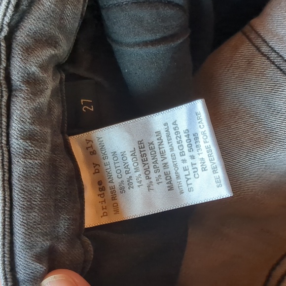 Bridge by Gly grey distressed jeans size 27 - Picture 4 of 5